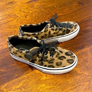 Leopard Vans